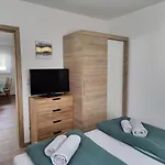 Apartment Piroschka 1 *